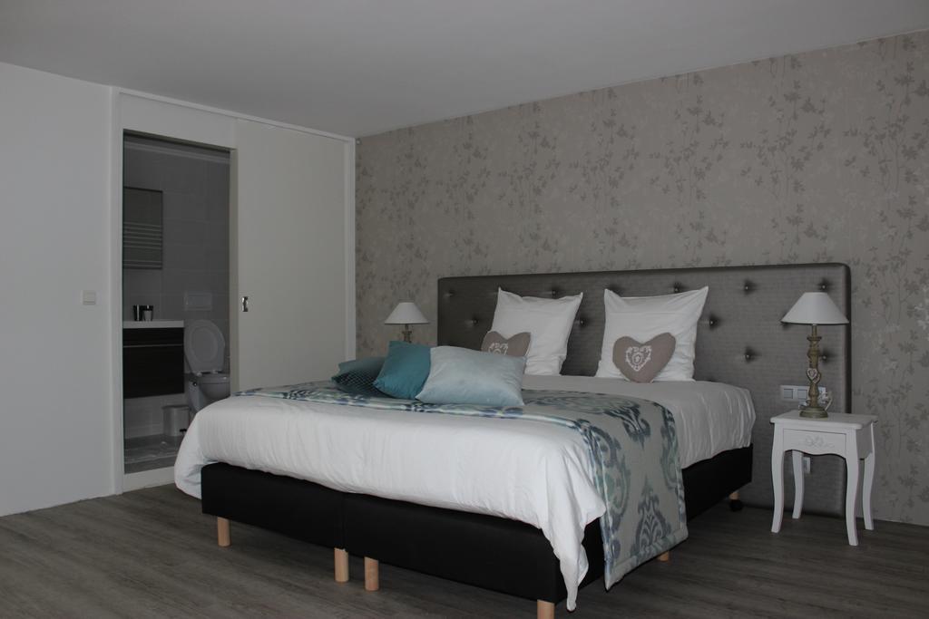 Den Bongaerd B&B And Wellness Тонгерен Стая снимка